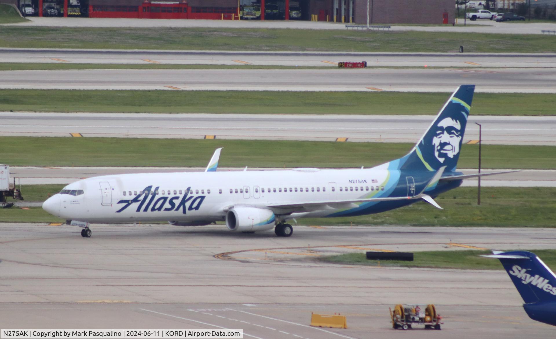 N275AK, 2017 Boeing 737-900/ER C/N 61556, Boeing 737-990/ER