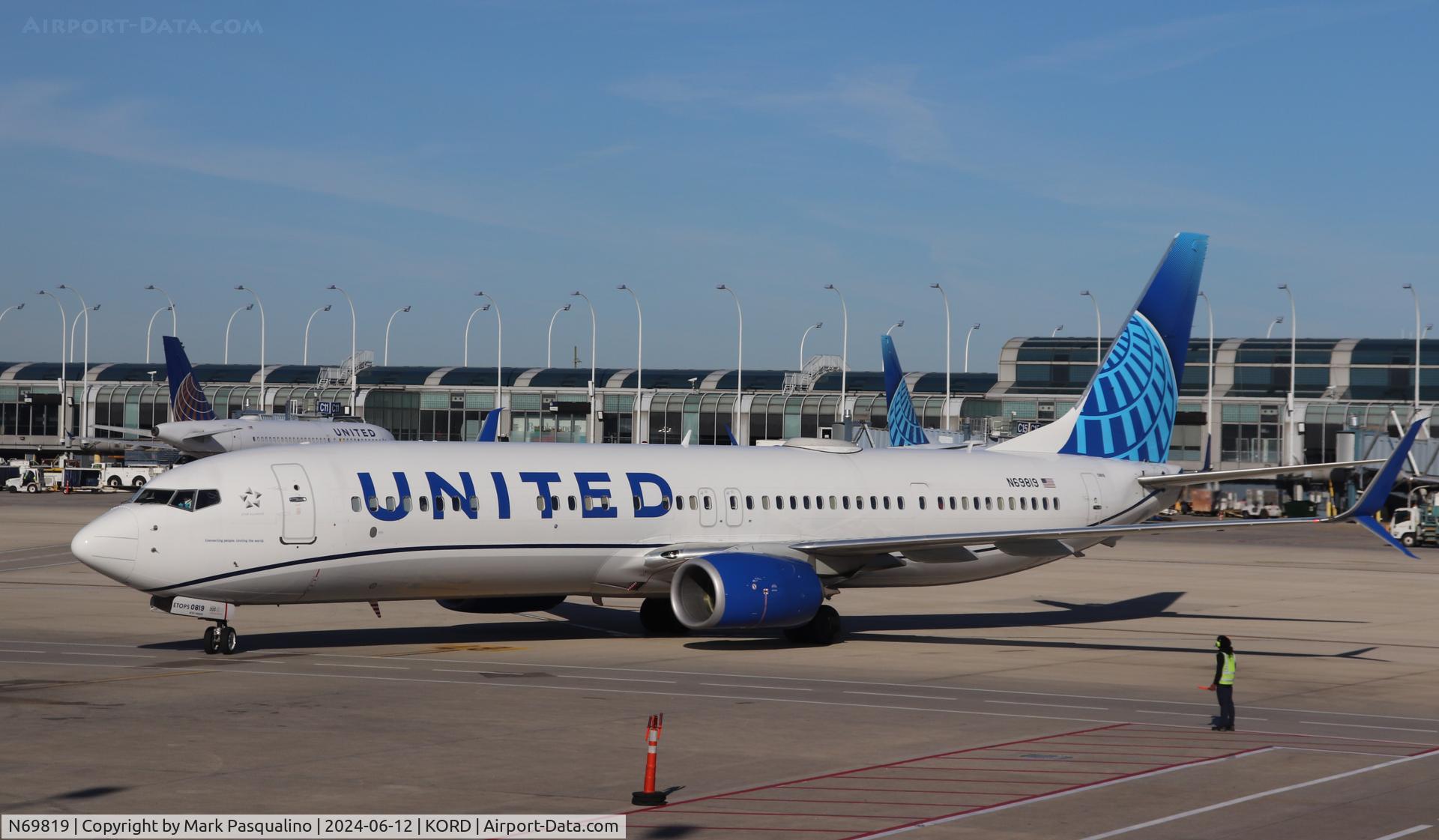 N69819, 2014 Boeing 737-924/ER C/N 43533, Boeing 737-924/ER
