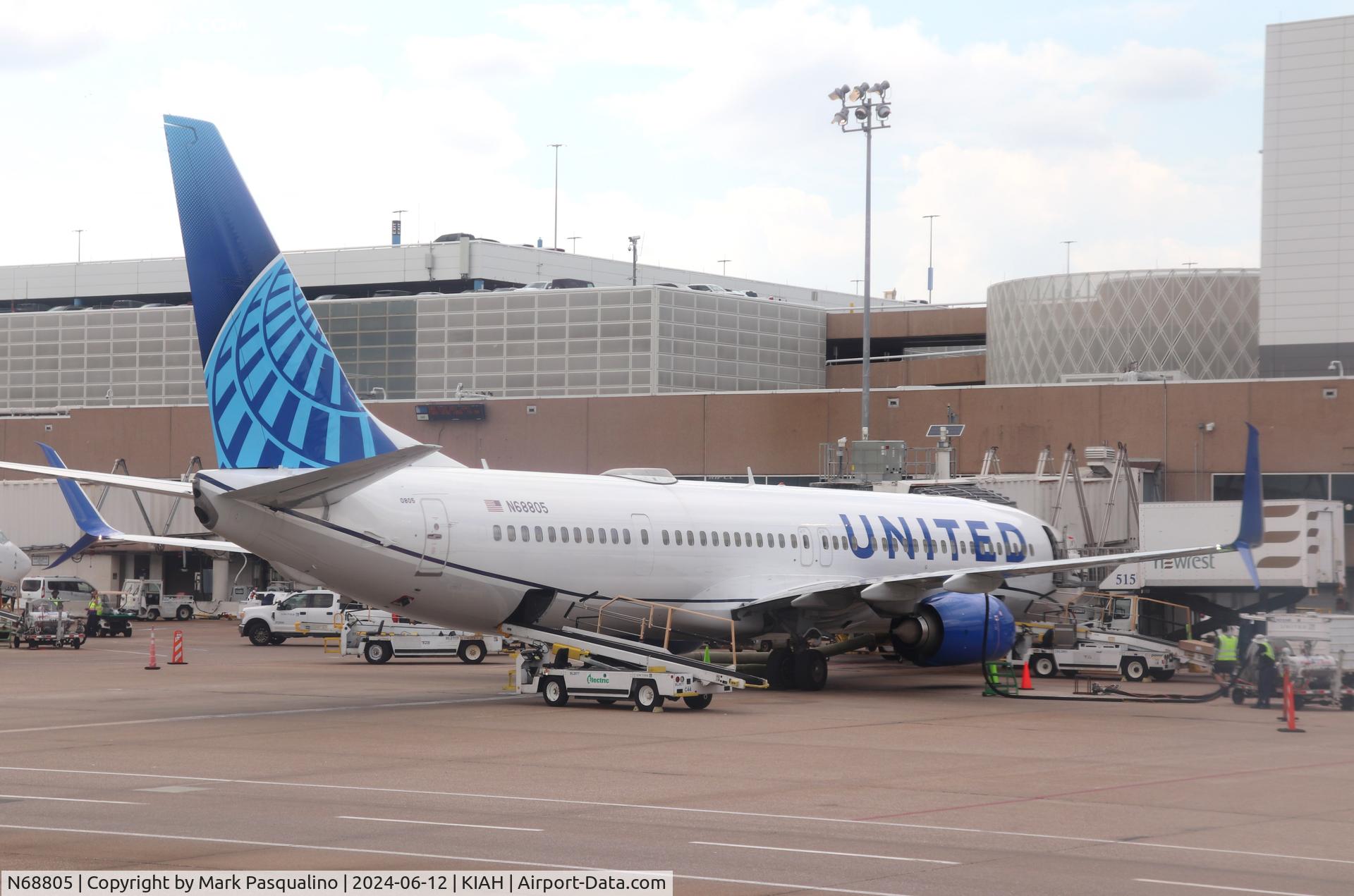 N68805, 2013 Boeing 737-924/ER C/N 42818, Boeing 737-924/ER