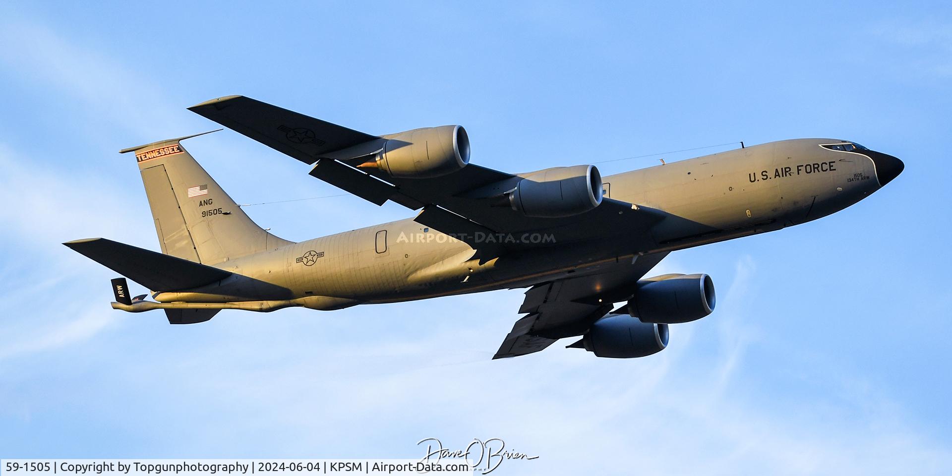 59-1505, 1959 Boeing KC-135R Stratotanker C/N 17993, HIFI12 off the deck