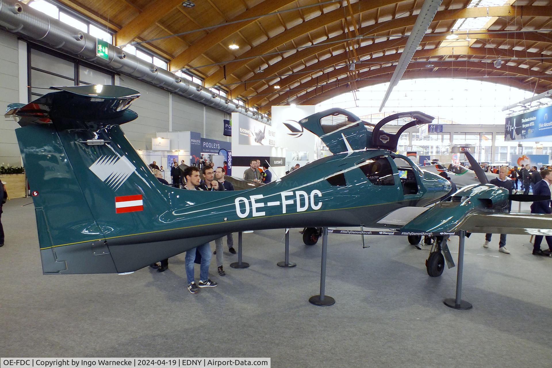 OE-FDC, 2023 Diamond DA-62 C/N 62.275, Diamond DA-62 at the AERO 2024, Friedrichshafen