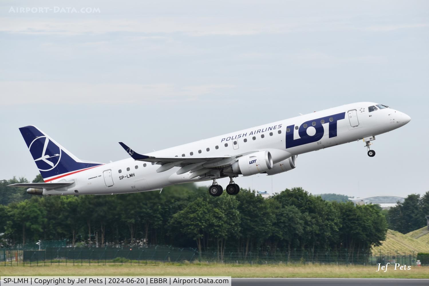 SP-LMH, 2012 Embraer 190LR (ERJ-190-100LR) C/N 19000537, Departing Brussels Airport. Ex P4-KCF & VP-CBZ.