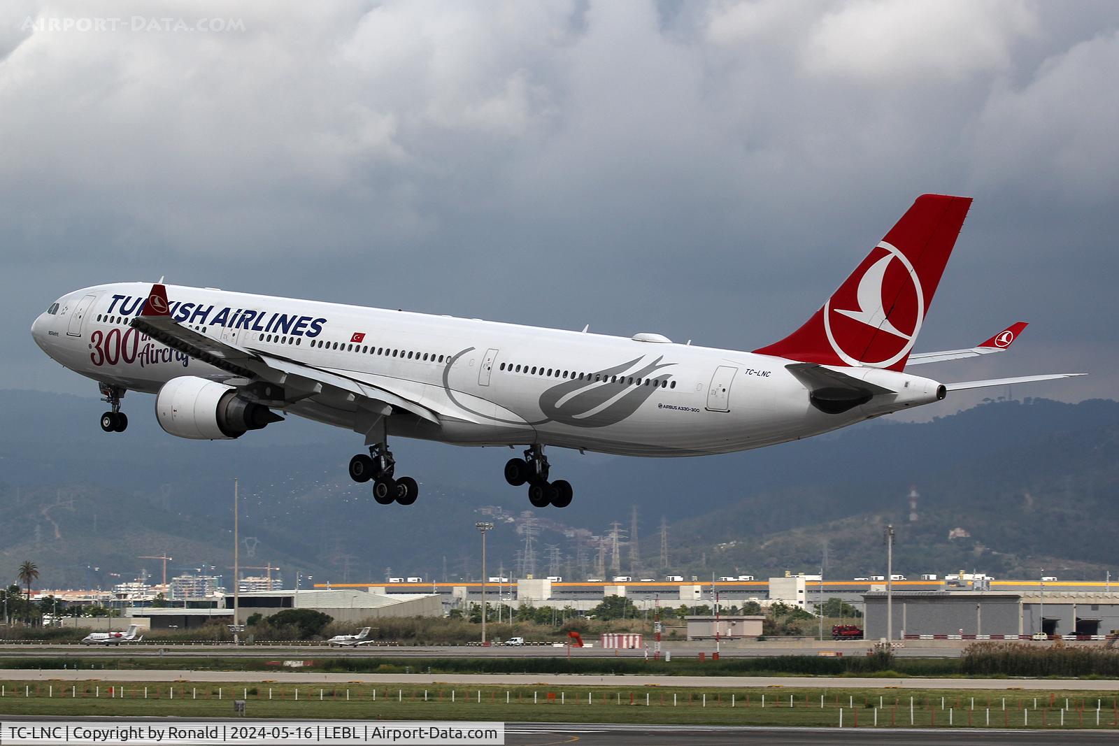 TC-LNC, 2015 Airbus A330-303 C/N 1696, at bcn