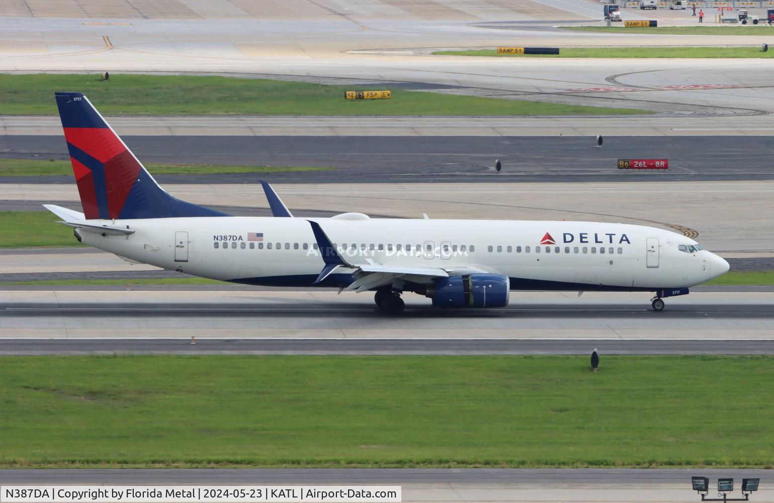 N387DA, 2000 Boeing 737-832 C/N 30374, DAL 738 zx SDF-ATL