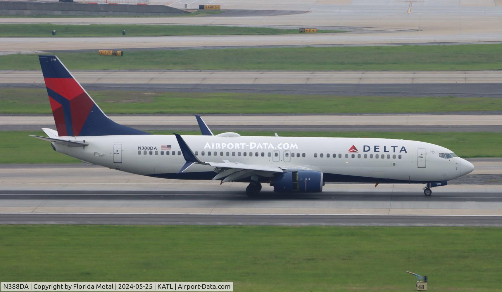 N388DA, 2000 Boeing 737-832 C/N 30375, DAL 738 zx CID-ATL
