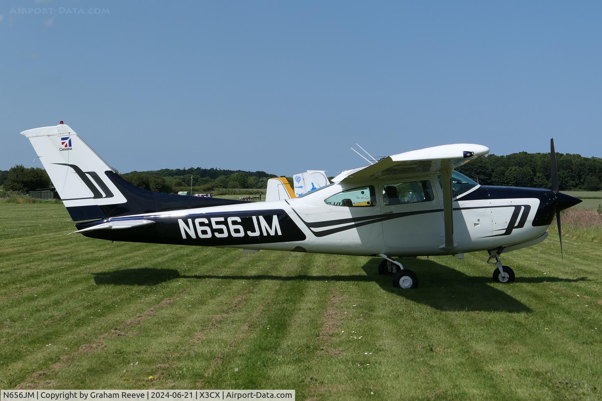 N656JM, 1980 Reims FR182 C/N FR182-00049, Parked at Northrepps.