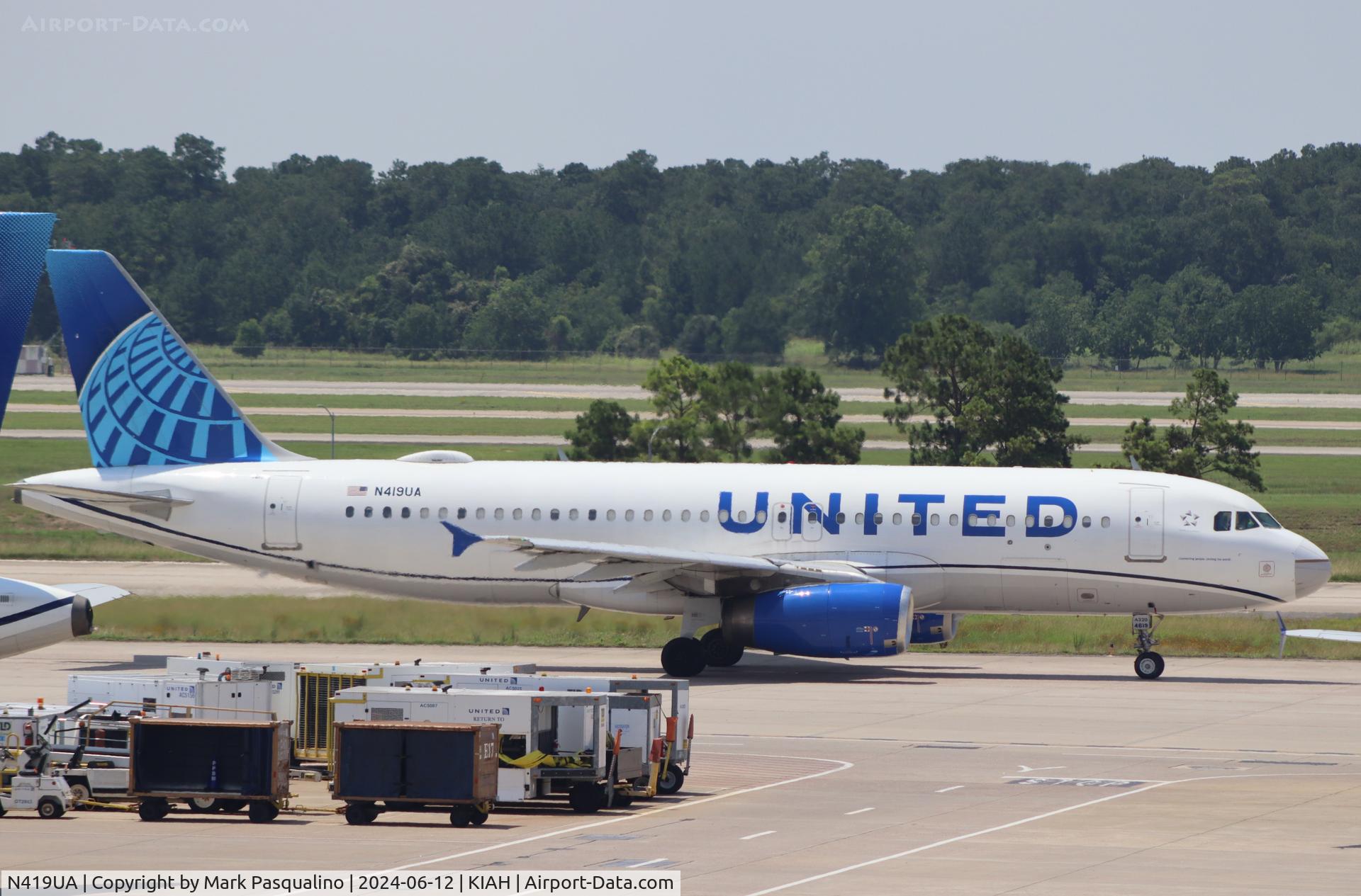N419UA, 1994 Airbus A320-232 C/N 487, Airbus A320-232