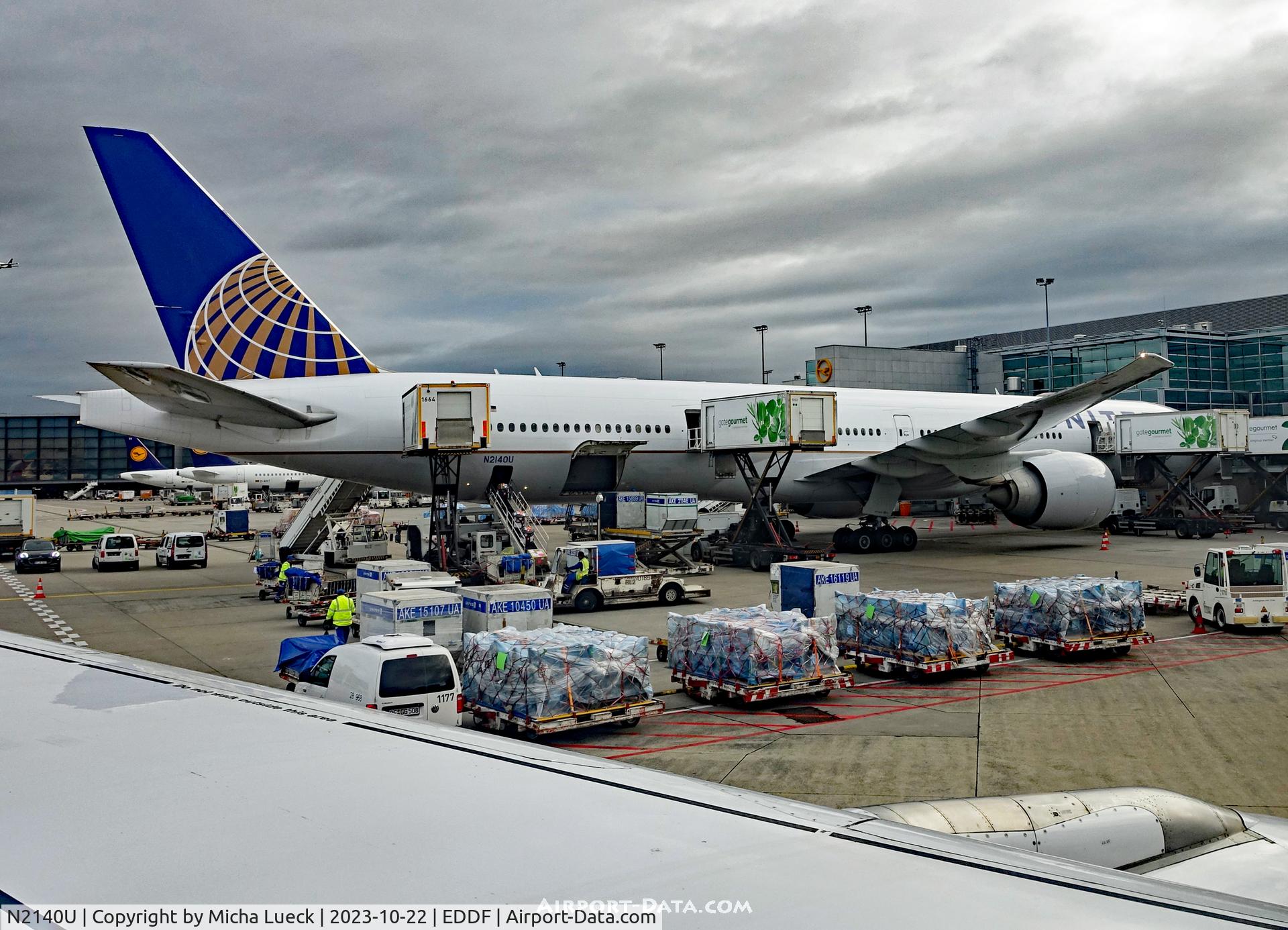 N2140U, 2017 Boeing 777-300/ER C/N 62651, At Frankfurt