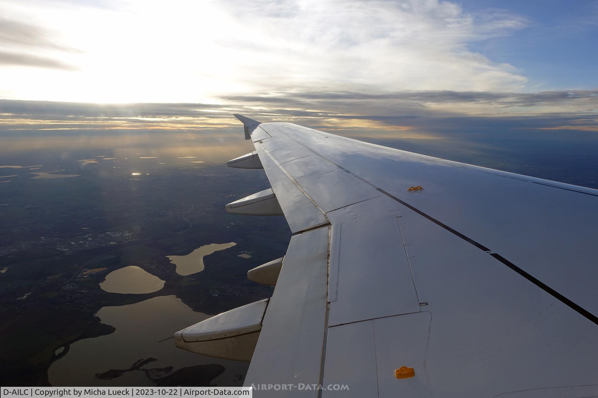 D-AILC, 1996 Airbus A319-114 C/N 616, Sunrise on LEJ-FRA