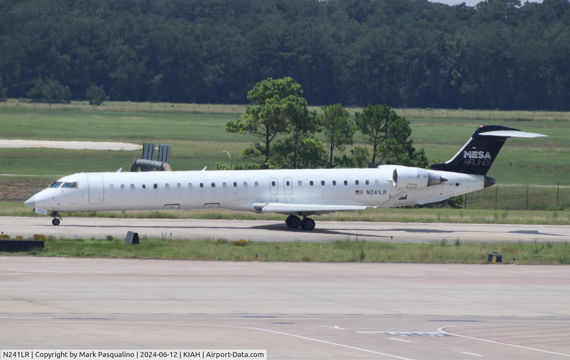 N241LR, 2006 Canadair CRJ-900LR (CL-600-2D24) C/N 15066, CL-600-2D24