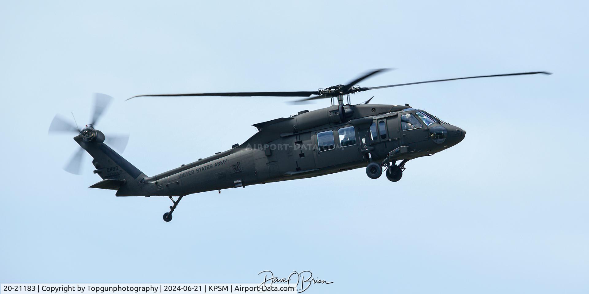 20-21183, 2020 Sikorsky UH-60M C/N 21183, Blackhawk from the NY ARNG out of Albany stops in for lunch