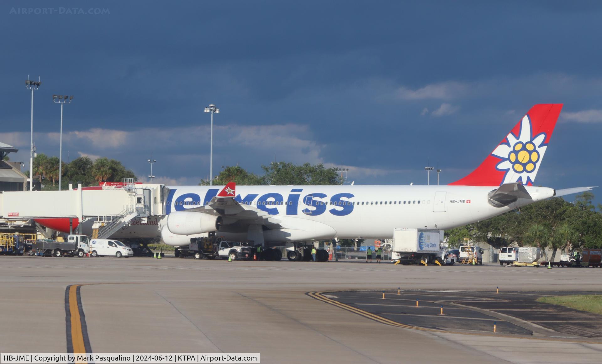 HB-JME, 2003 Airbus A340-313X C/N 559, Airbus A340-313X