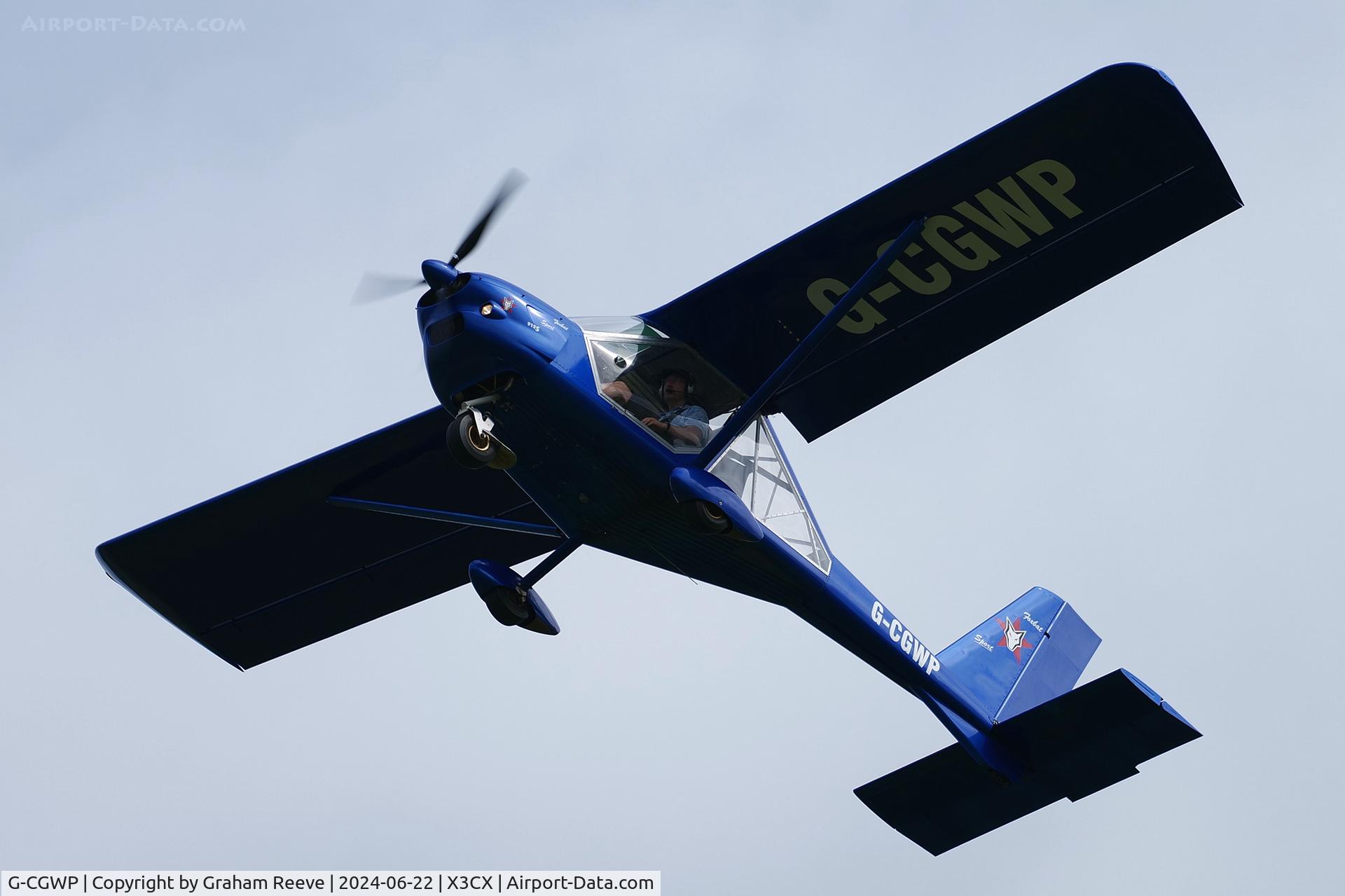 G-CGWP, 2011 Aeroprakt A-22L Foxbat C/N LAA 317A-15070, Departing from Northrepps.