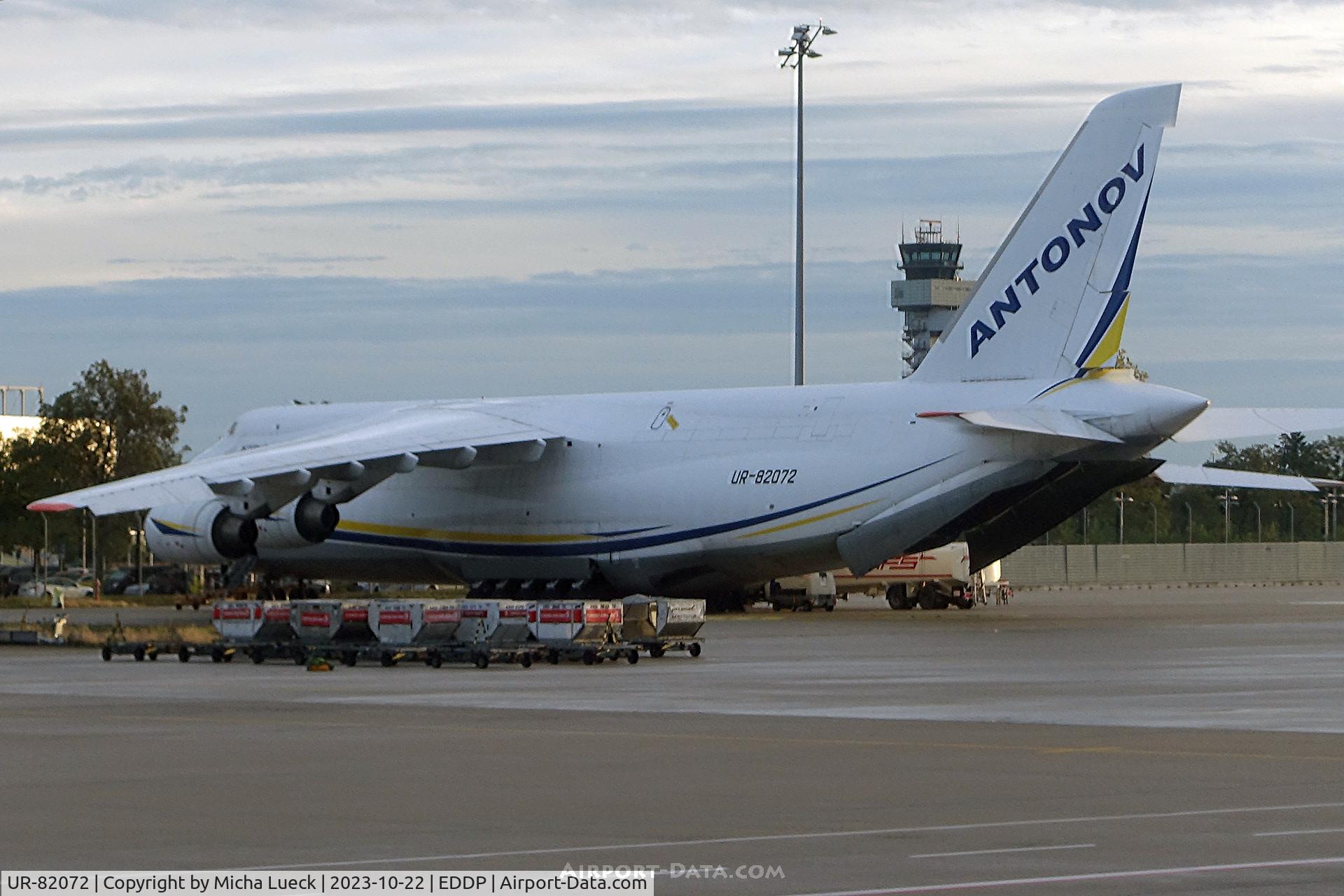 UR-82072, 1993 Antonov An-124-100 Ruslan C/N 9773053359136, At Leipzig