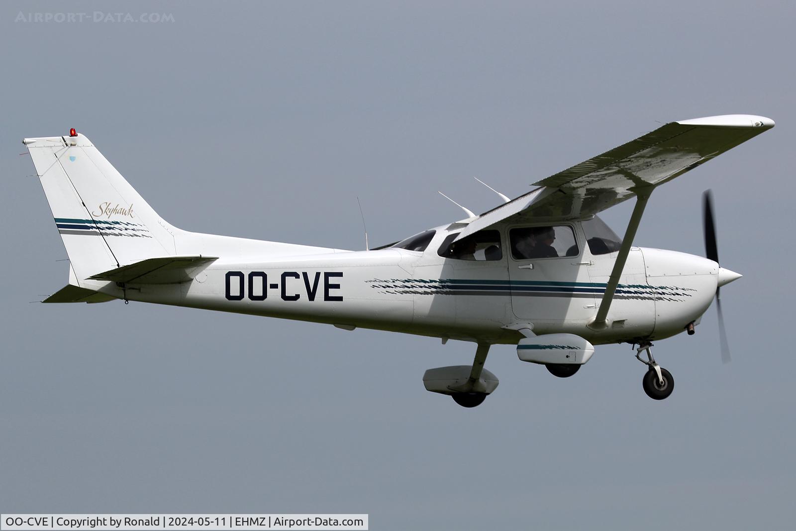 OO-CVE, Cessna 172R Skyhawk C/N 17280182, at ehmz