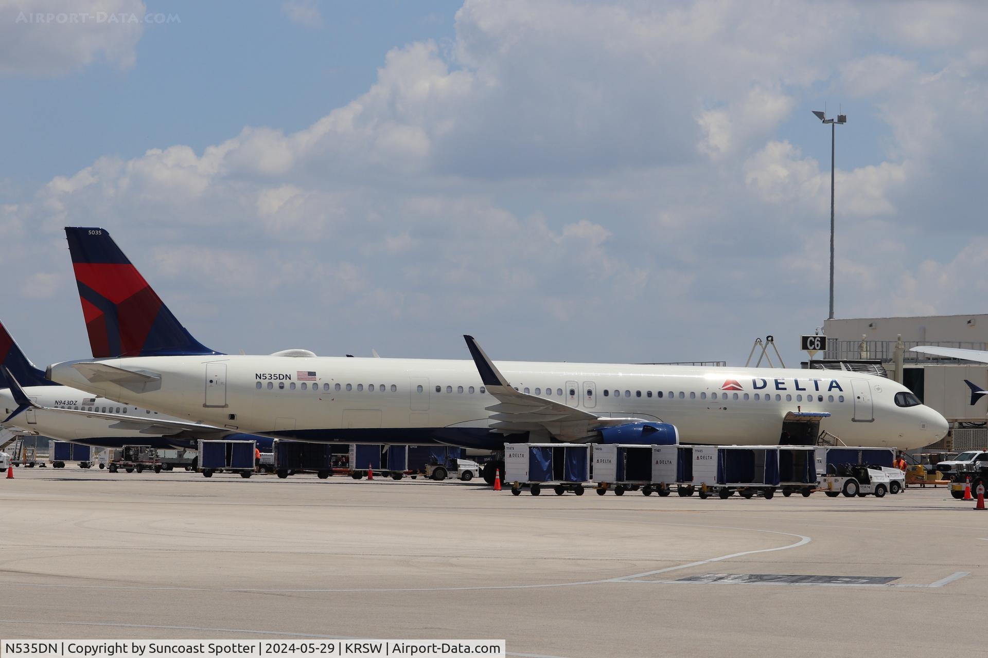 N535DN, 2023 Airbus A321-271NX C/N 11424, Delta Flight 707 sits at the Gate at Southwest Florida International Airport preparing for flight to Boston-Logan International Airport