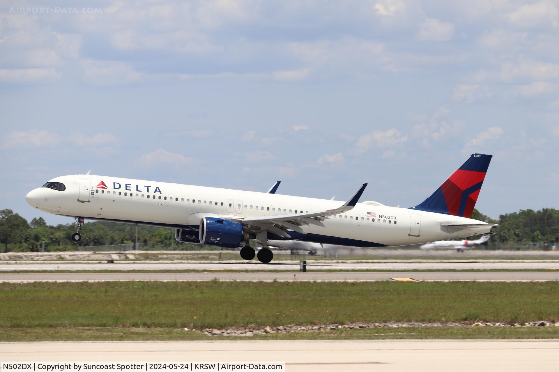 N502DX, Airbus A321-271NX C/N 10467, Delta Flight 707 taxis at Southwest Florida International Airport prior to flight to Boston-Logan International Airport