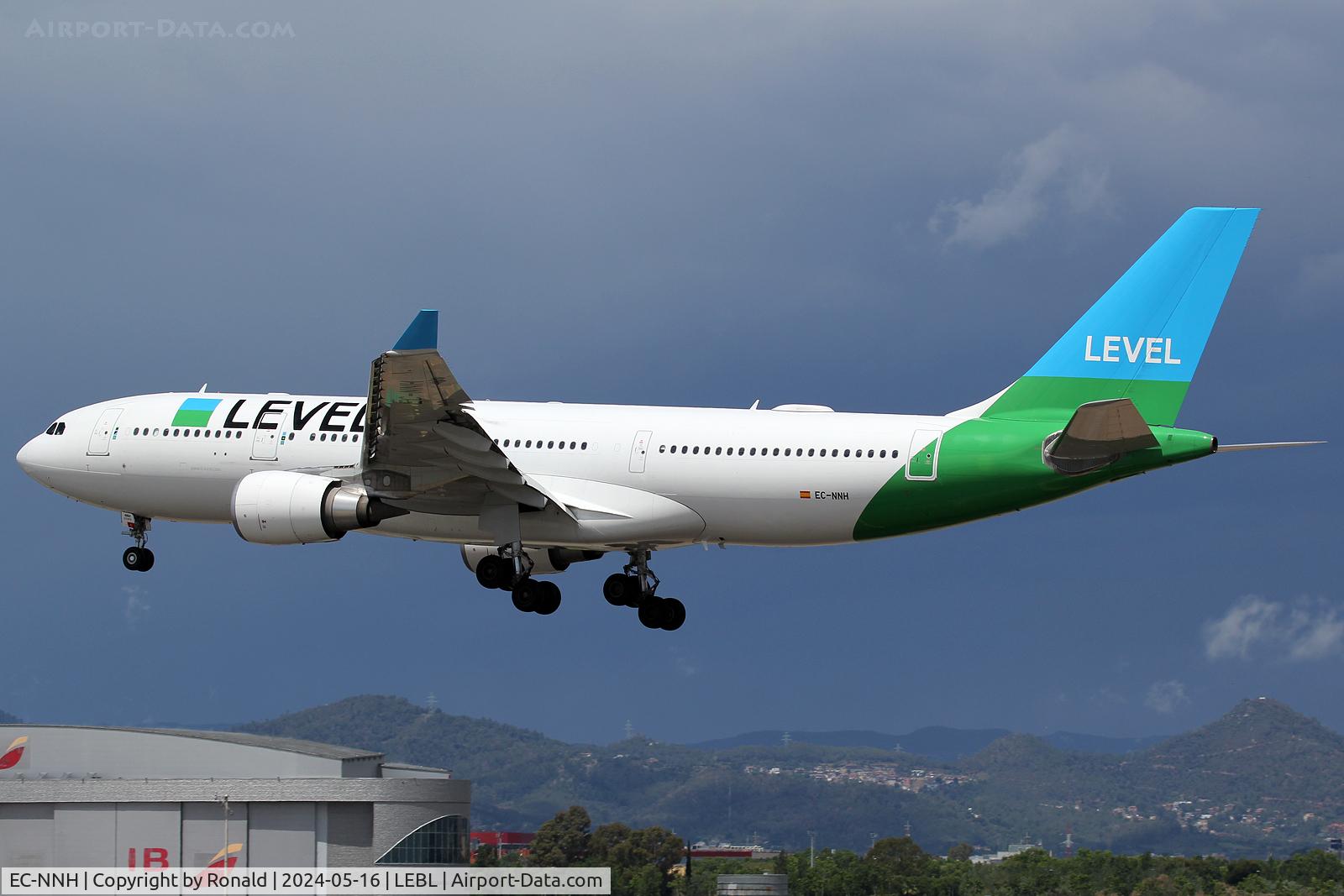 EC-NNH, 2019 Airbus A330-202 C/N 1936, at bcn