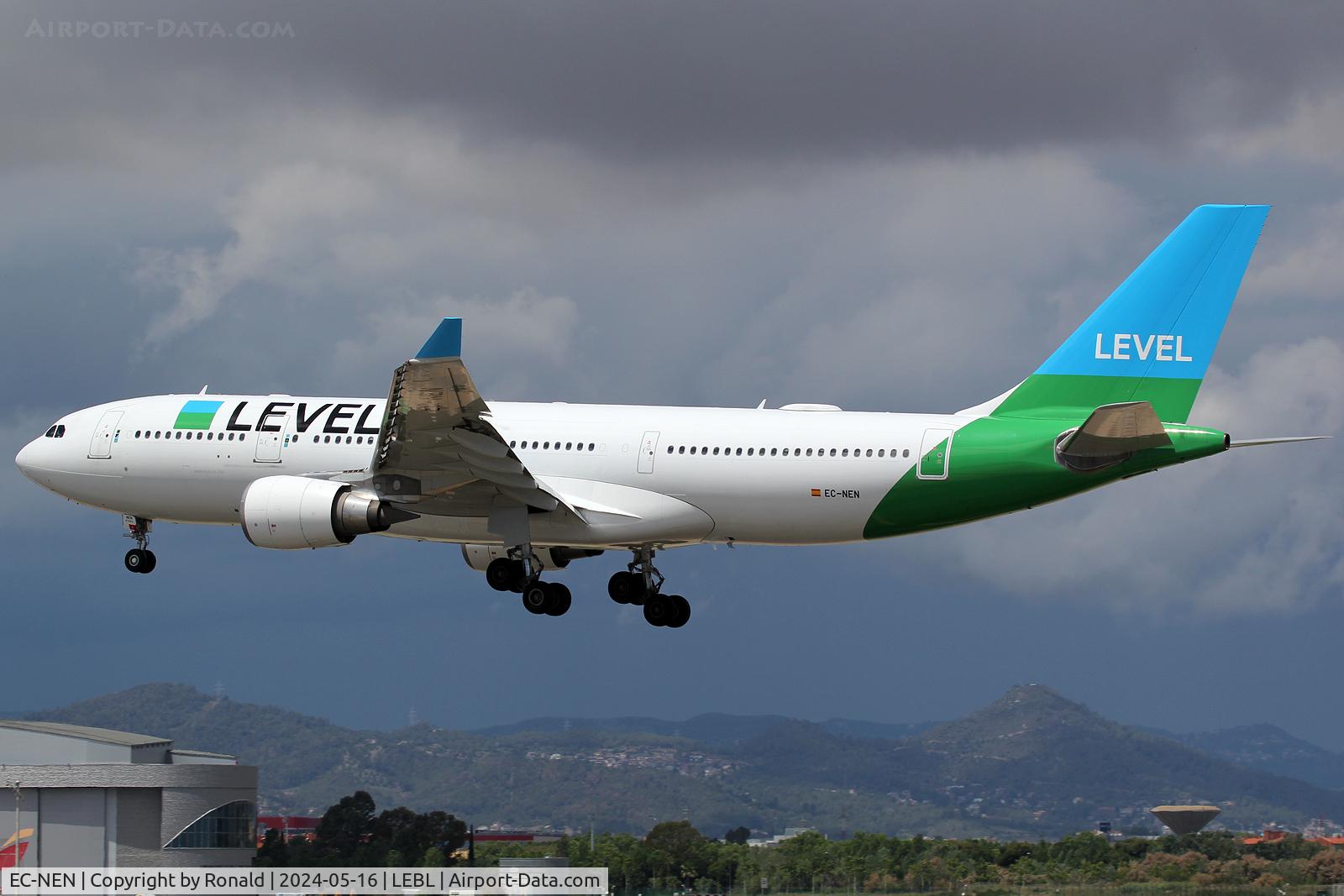 EC-NEN, 2019 Airbus A330-202 C/N 1932, at bcn