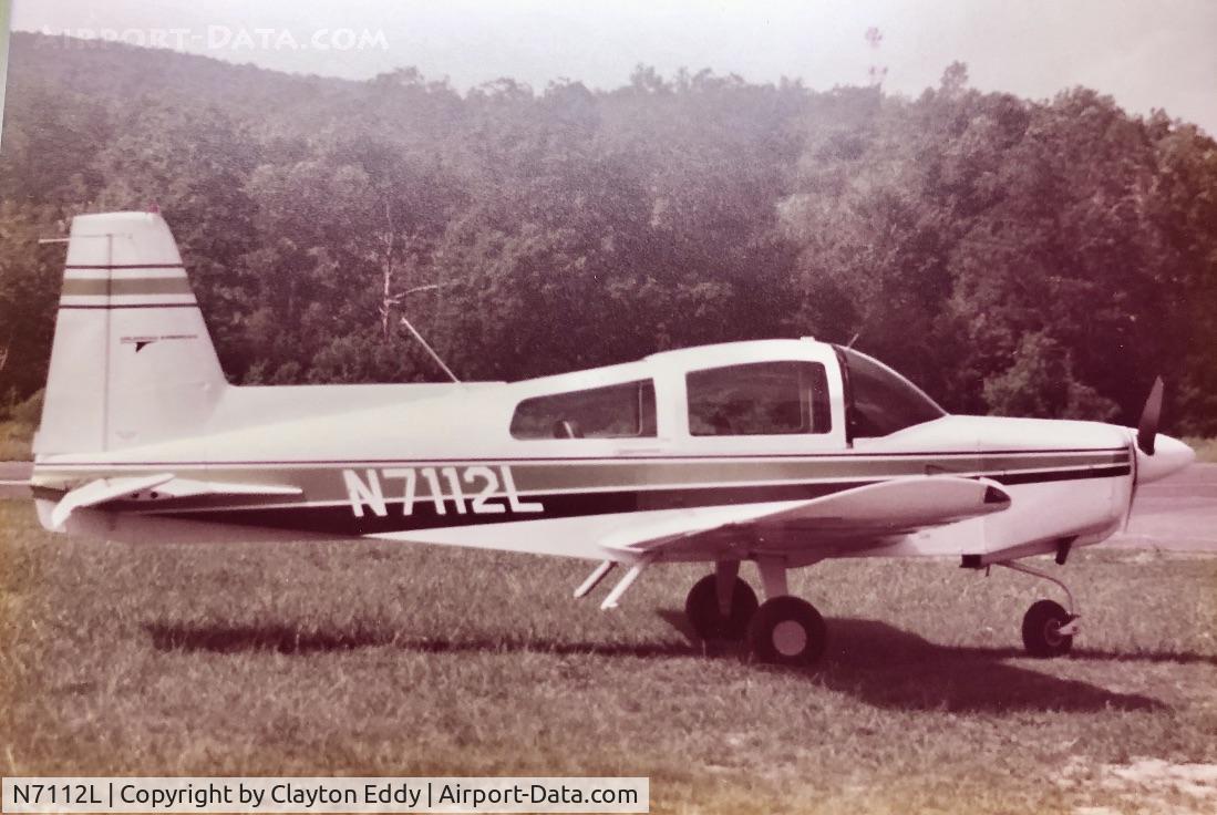 N7112L, 1974 Grumman American AA-5 Traveler C/N AA5-0612, Not my pic.