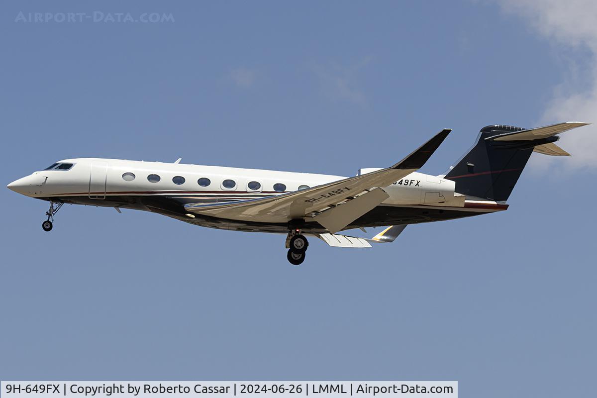 9H-649FX, 2015 Gulfstream G-VI (G650ER) C/N 6134, Runway 31