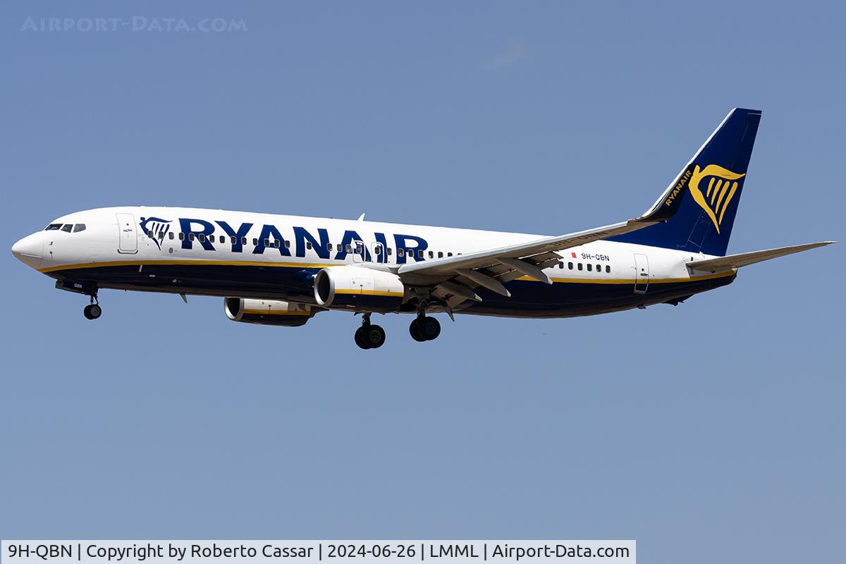 9H-QBN, 2015 Boeing 737-8AS C/N 44710, Runway 31