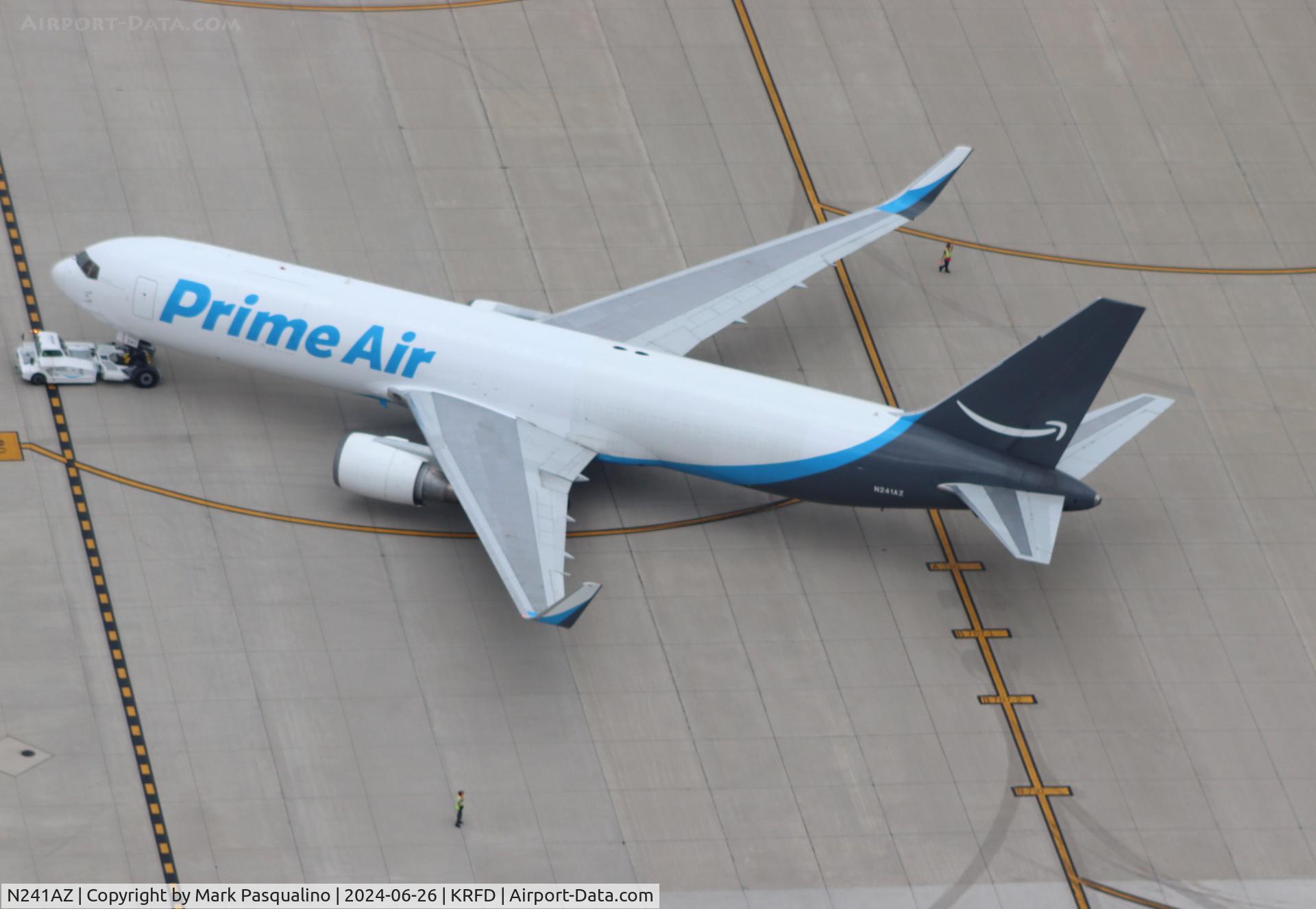 N241AZ, 1995 Boeing 767-323 C/N 27451, Boeing 767-323