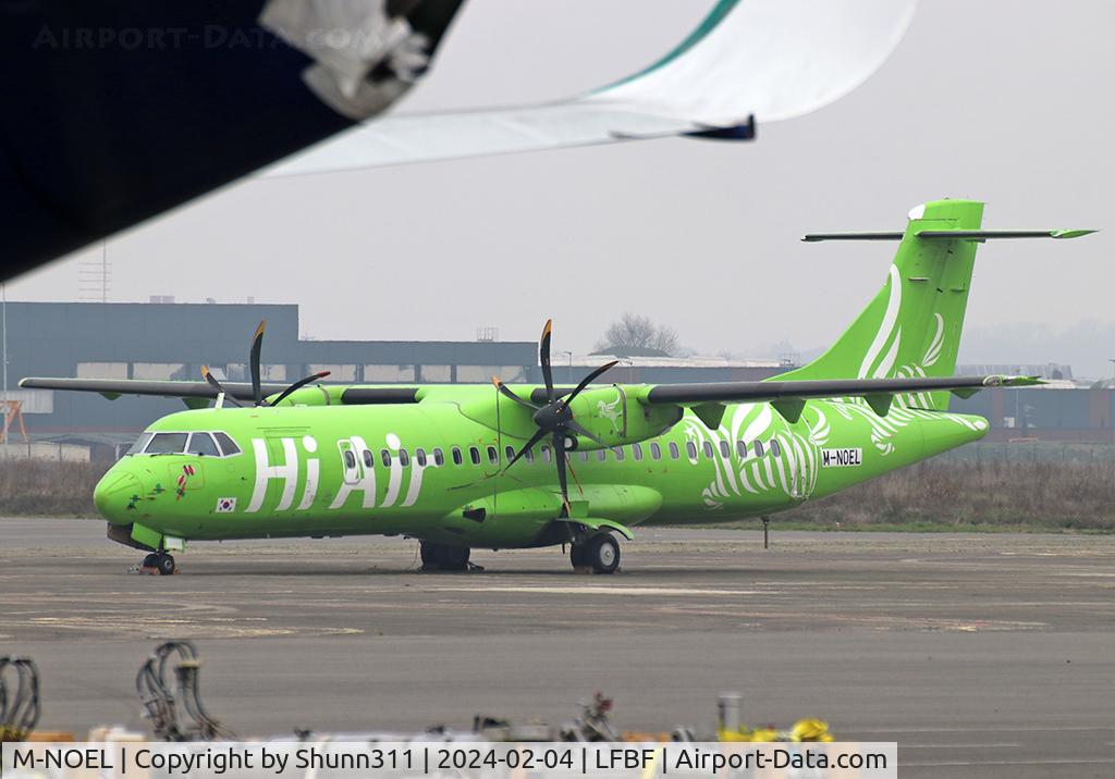 M-NOEL, 2008 ATR 72-212A C/N 852, Parked...