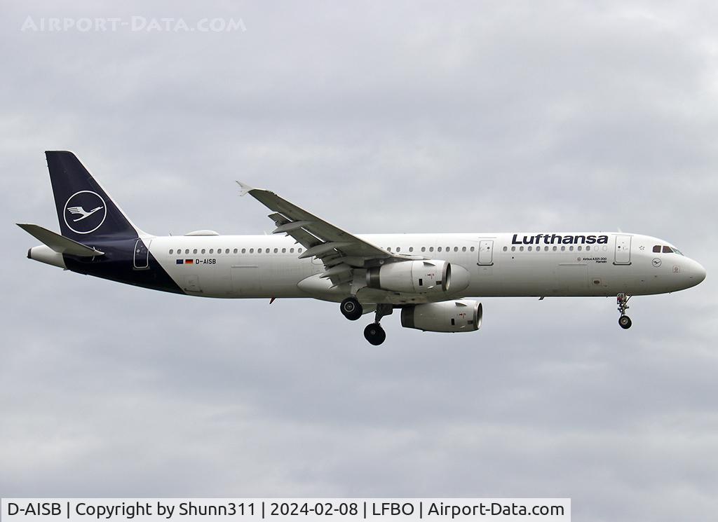 D-AISB, 1999 Airbus A321-231 C/N 1080, Landing rwy 14R in new c/s