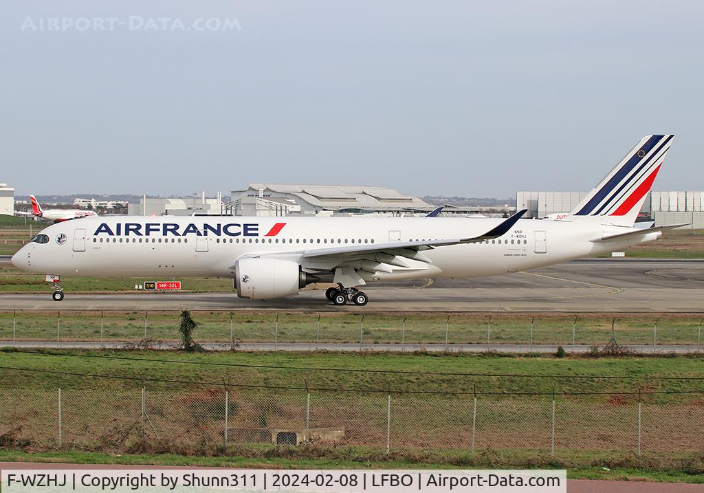 F-WZHJ, 2024 Airbus A350-941 C/N 0650, C/n 0650 - To be F-HUVH 'Vichy'