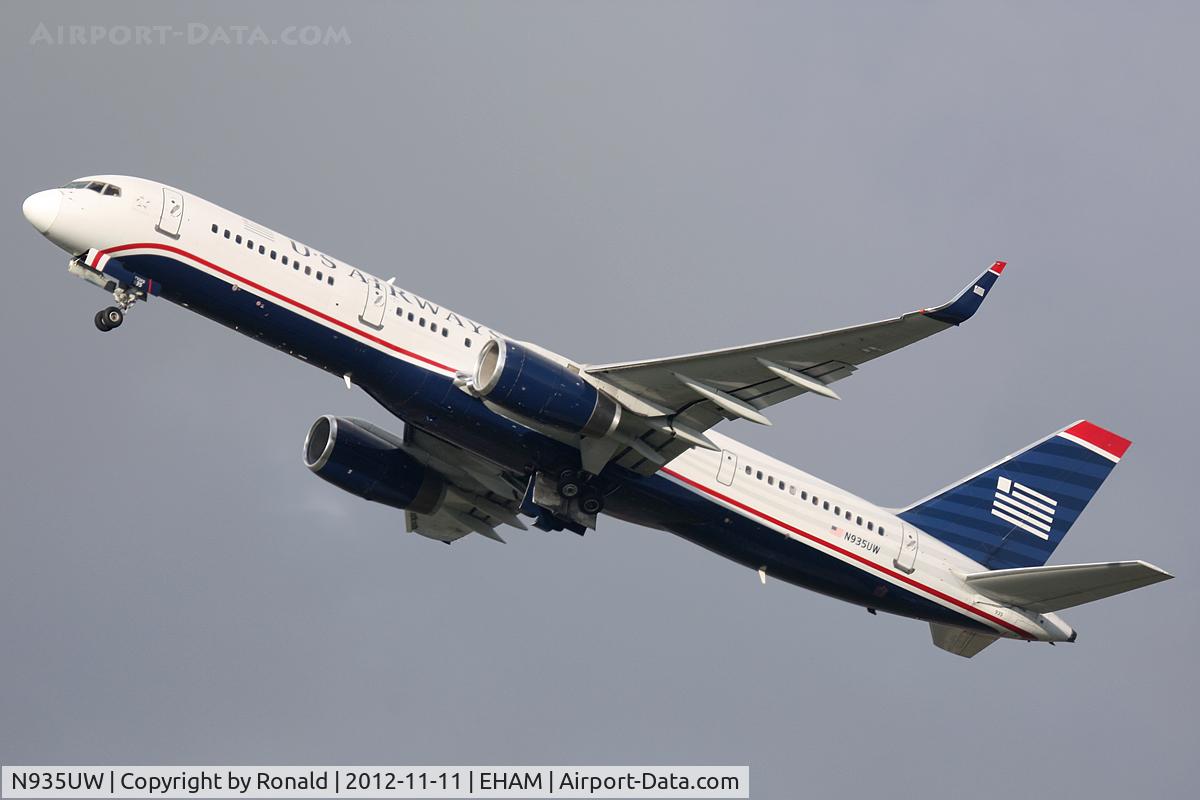 N935UW, 1994 Boeing 757-2B7 C/N 27201, at eham