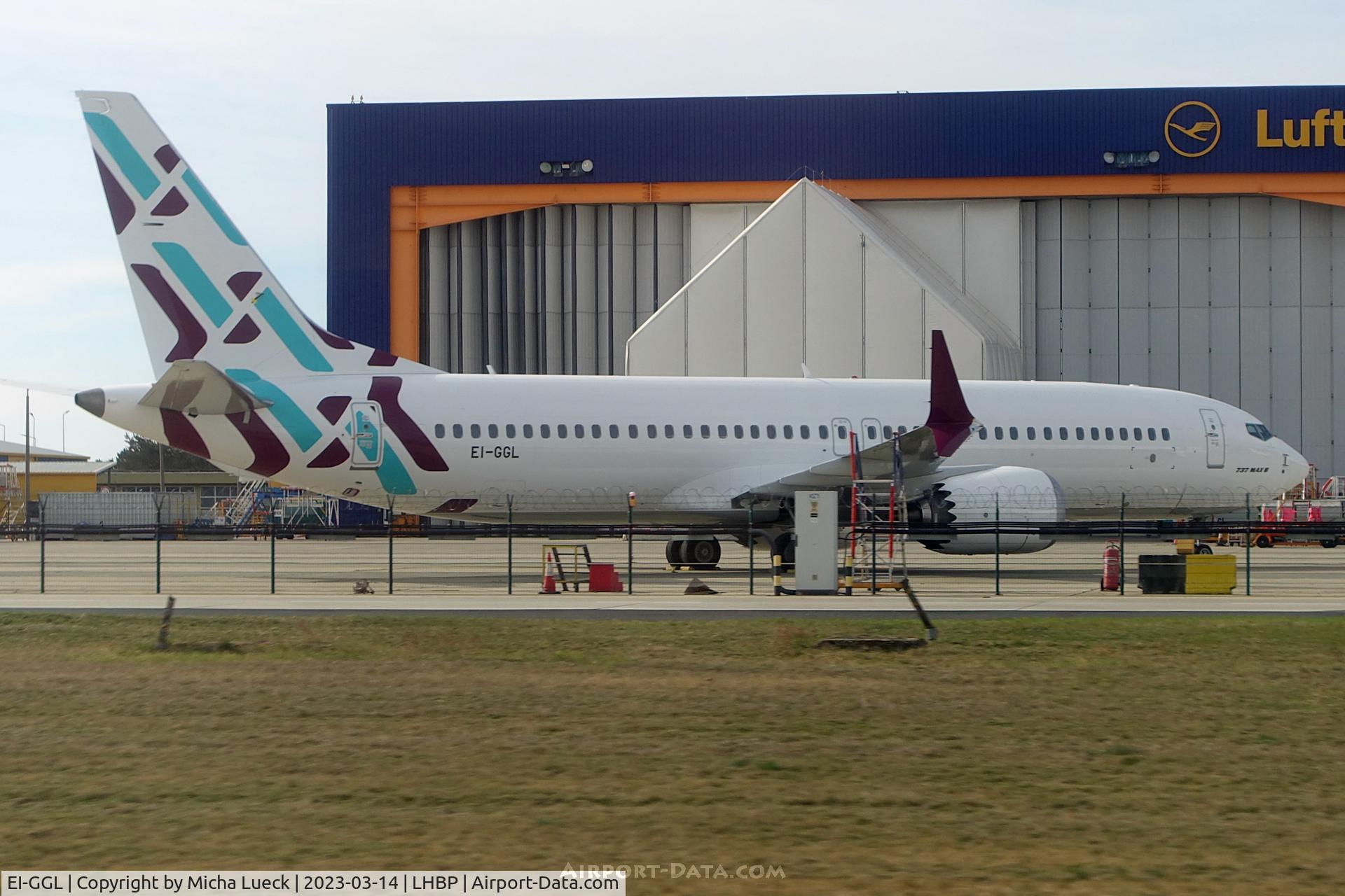 EI-GGL, 2018 Boeing 737-8 MAX C/N 64607, At Budapest. Air Italy titles removed, since sadly the airline ceased operations in February 2020.