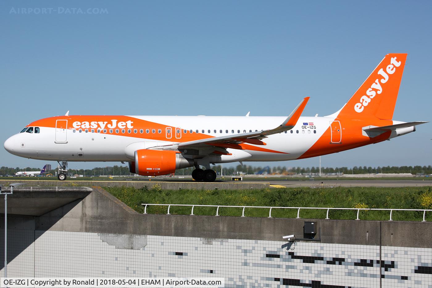 OE-IZG, 2015 Airbus A320-214 C/N 6856, at eham