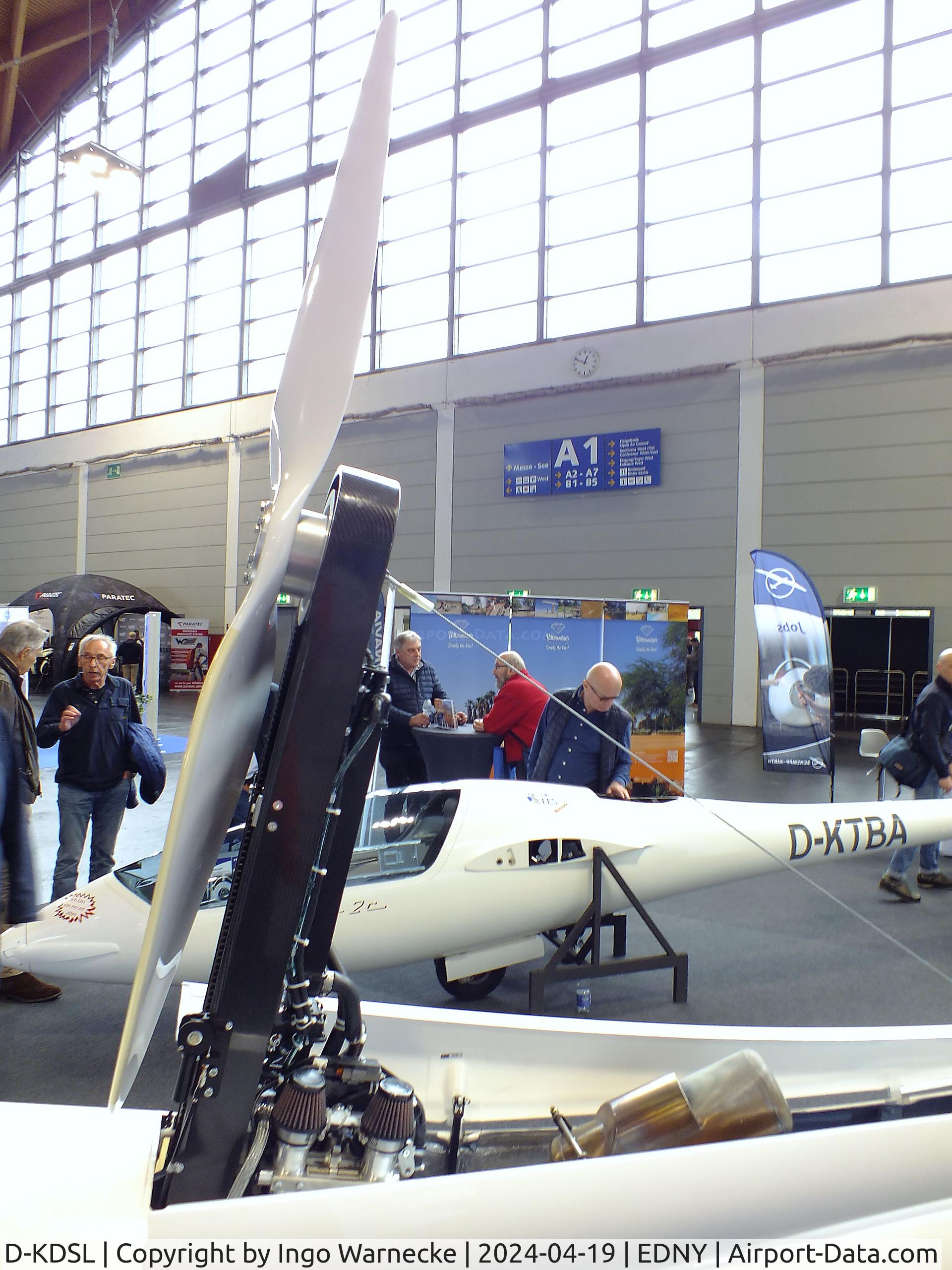 D-KDSL, Schempp-Hirth Arcus M C/N not found_D-KDSL, Schempp-Hirth Arcus M (wings / tailplane dismounted) at AERO 2024, Friedrichshafen