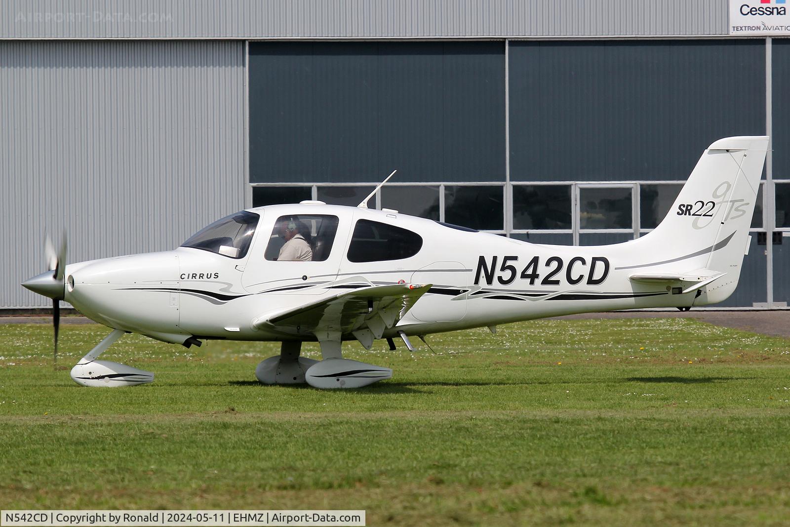 N542CD, 2004 Cirrus SR22 GTS C/N 1186, at ehmz