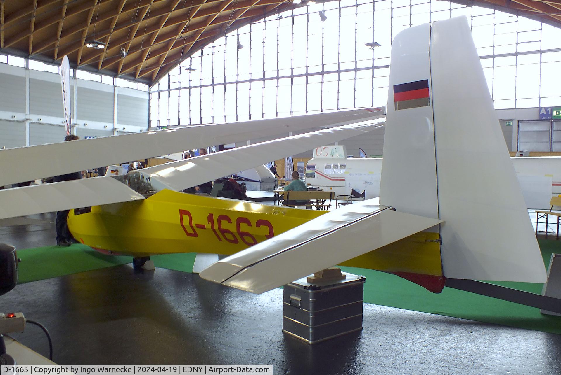 D-1663, Schleicher K-8B C/N 816, Schleicher K 8B at the AERO 2024, Friedrichshafen