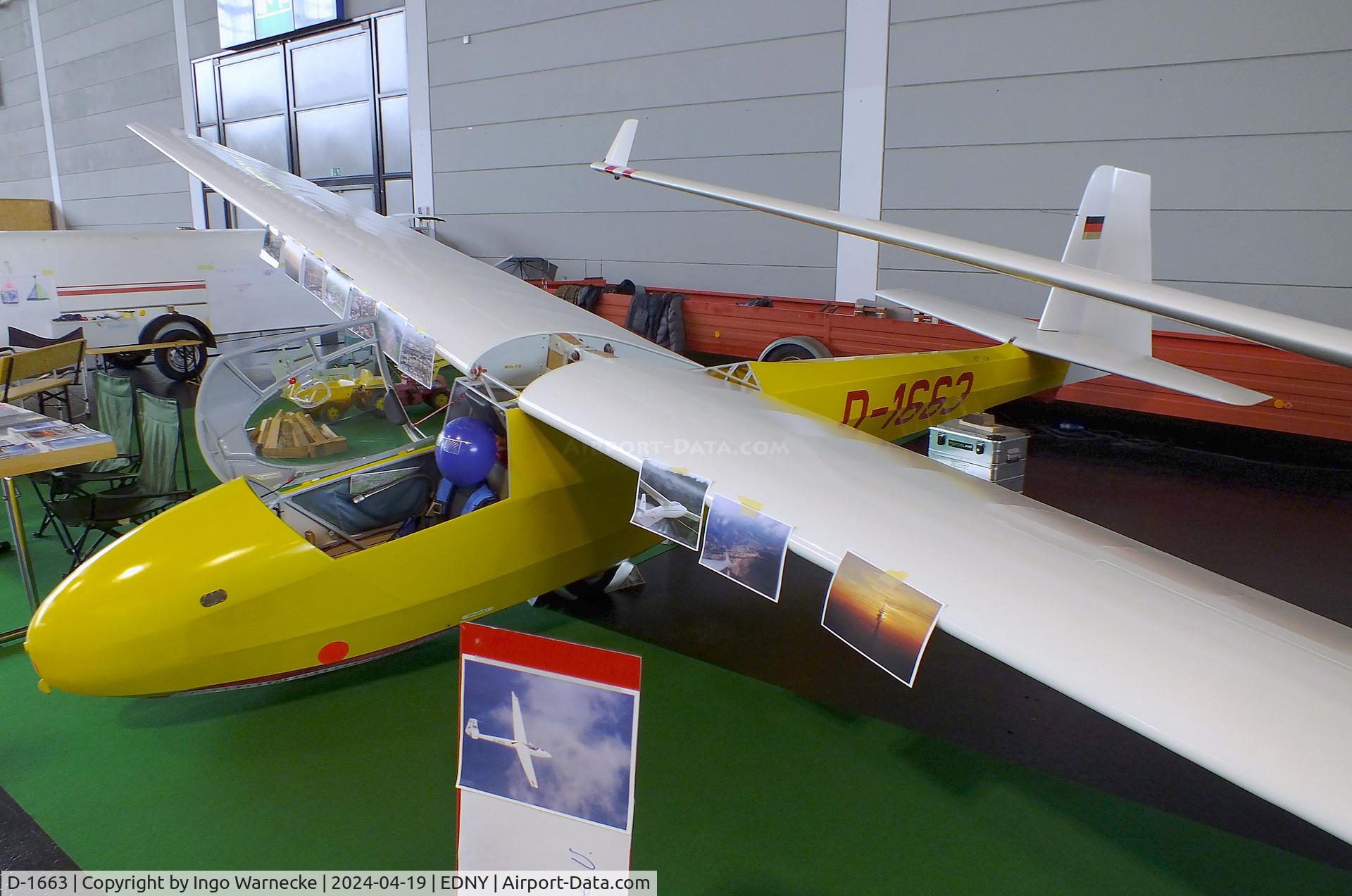 D-1663, Schleicher K-8B C/N 816, Schleicher K 8B at the AERO 2024, Friedrichshafen