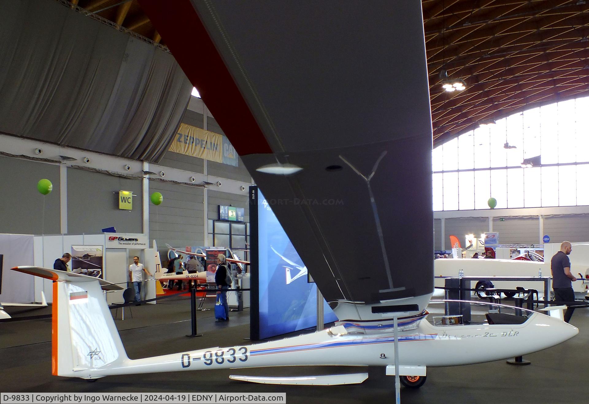 D-9833, Schempp-Hirth Discus 2c-DLR C/N 1, Schempp-Hirth Discus 2c-DLR research glider of DLR at the AERO 2024, Friedrichshafen