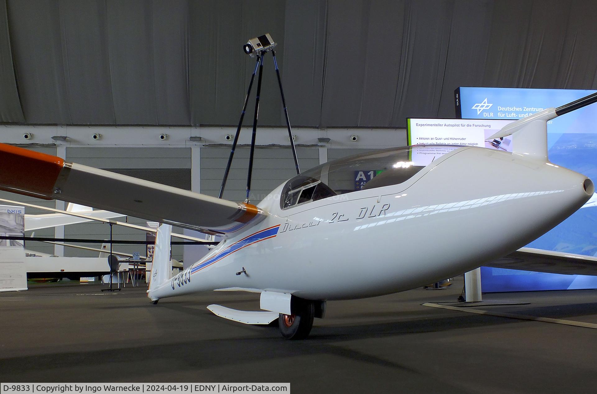 D-9833, Schempp-Hirth Discus 2c-DLR C/N 1, Schempp-Hirth Discus 2c-DLR research glider of DLR at the AERO 2024, Friedrichshafen