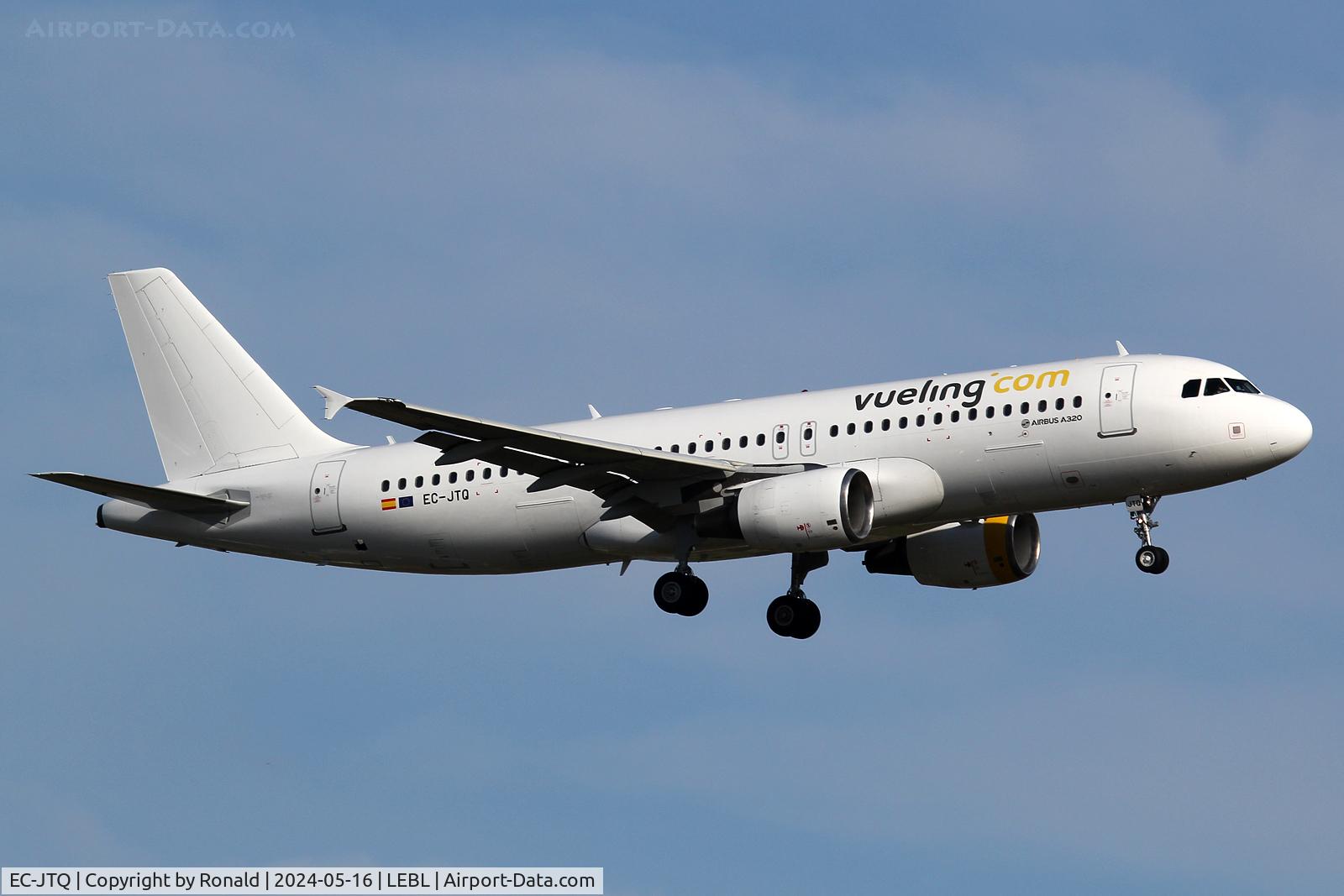 EC-JTQ, 2006 Airbus A320-214 C/N 2794, at bcn