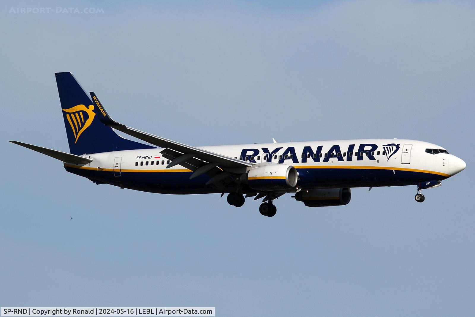 SP-RND, 2009 Boeing 737-8AS C/N 35002, at bcn