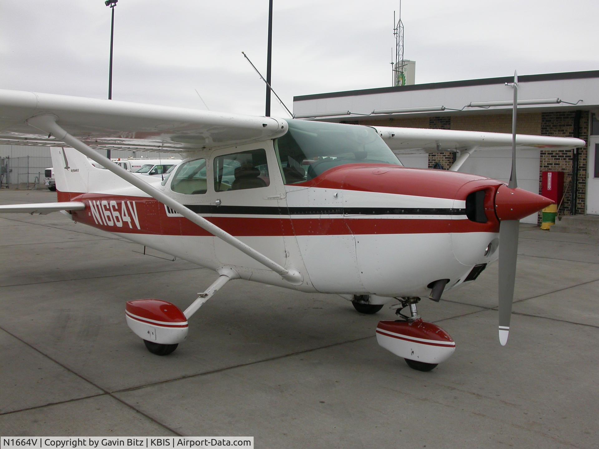 N1664V, 1974 Cessna 172M C/N 17263706, Great 172M Skyhawk 2