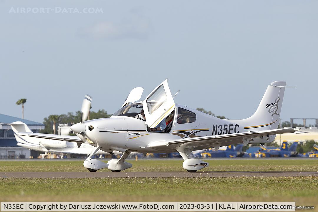 N35EC, 2004 Cirrus SR22 C/N 0883, Cirrus SR22  C/N 0883, N35EC
