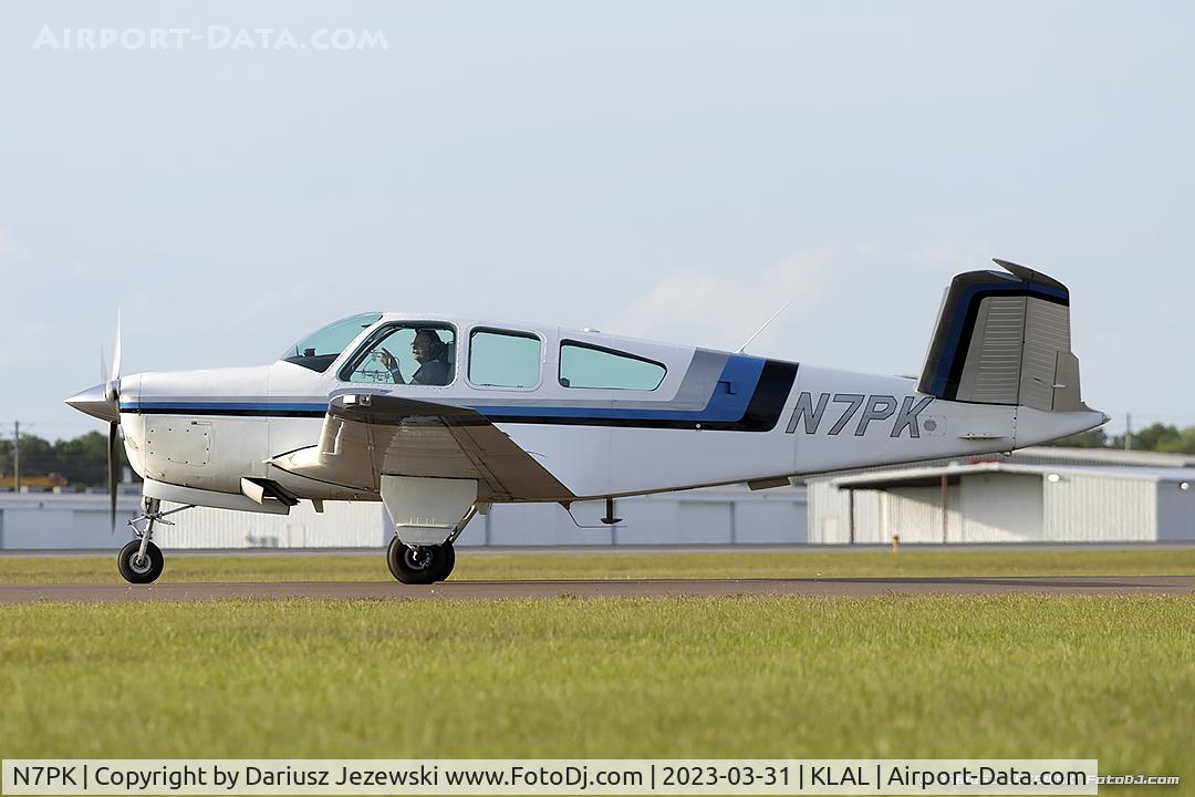 N7PK, 1974 Beech V35B Bonanza C/N D-9608, Beech V35B Bonanza  C/N D-9608, N7PK