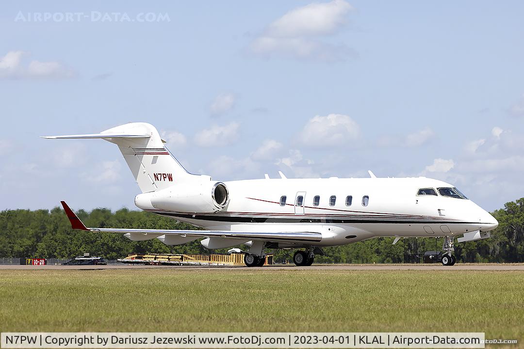 N7PW, Mitsubishi MU-300 C/N A027 S.A., Bombardier BD-100-1A10 Challenger 350  C/N 20244, N7PW