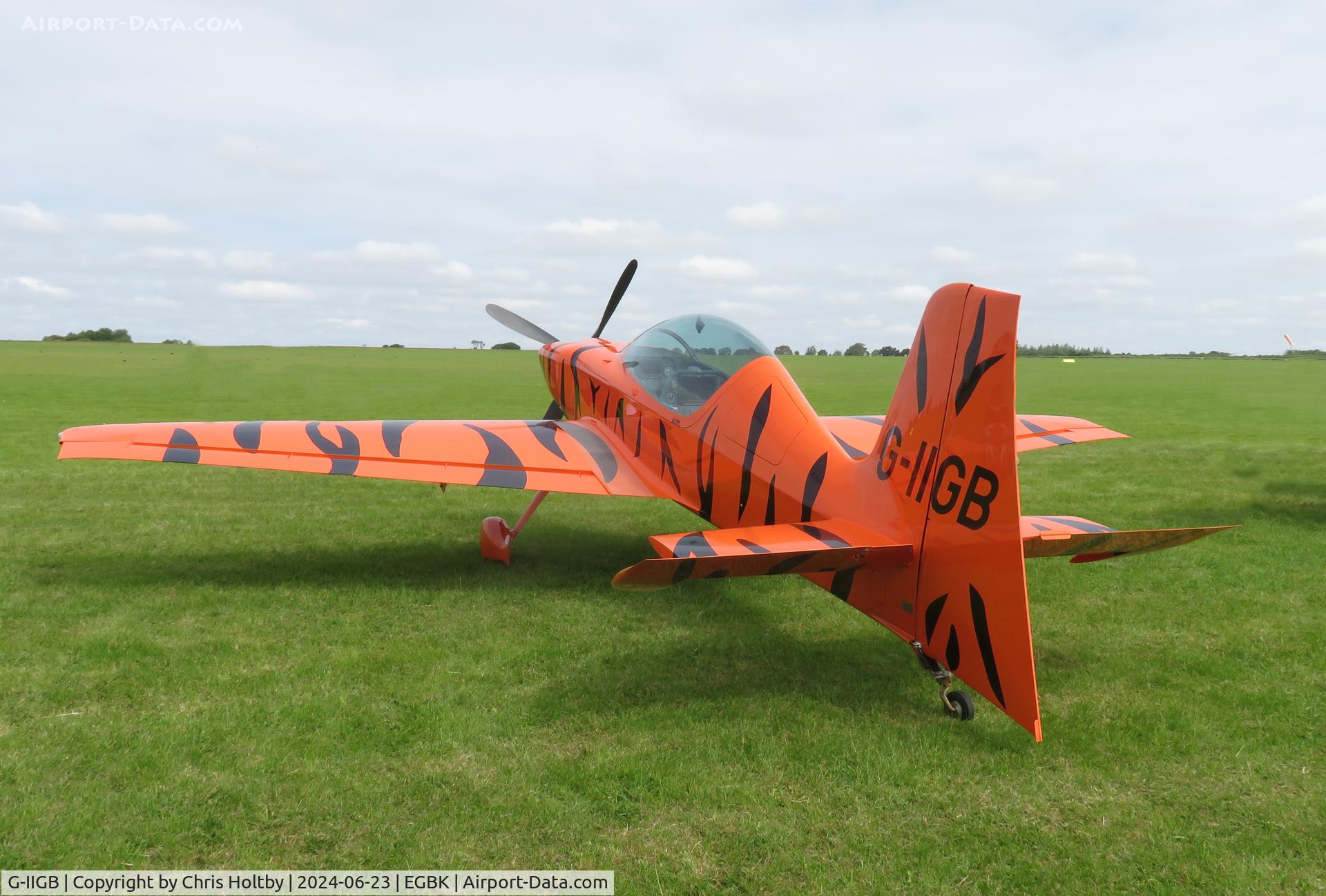 G-IIGB, 2022 Game Composites Gamebird GB1 C/N 0056, On the flight line at Sywell Airshow 2024