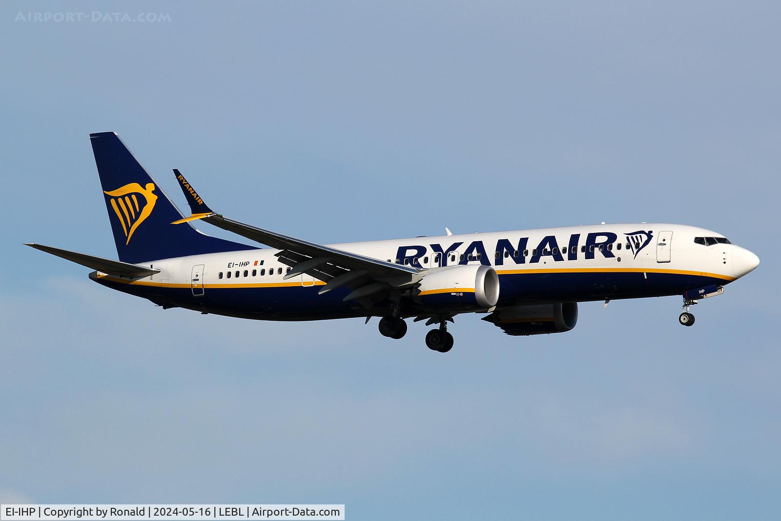EI-IHP, 2023 Boeing 737-8-200 MAX C/N 67085, at bcn