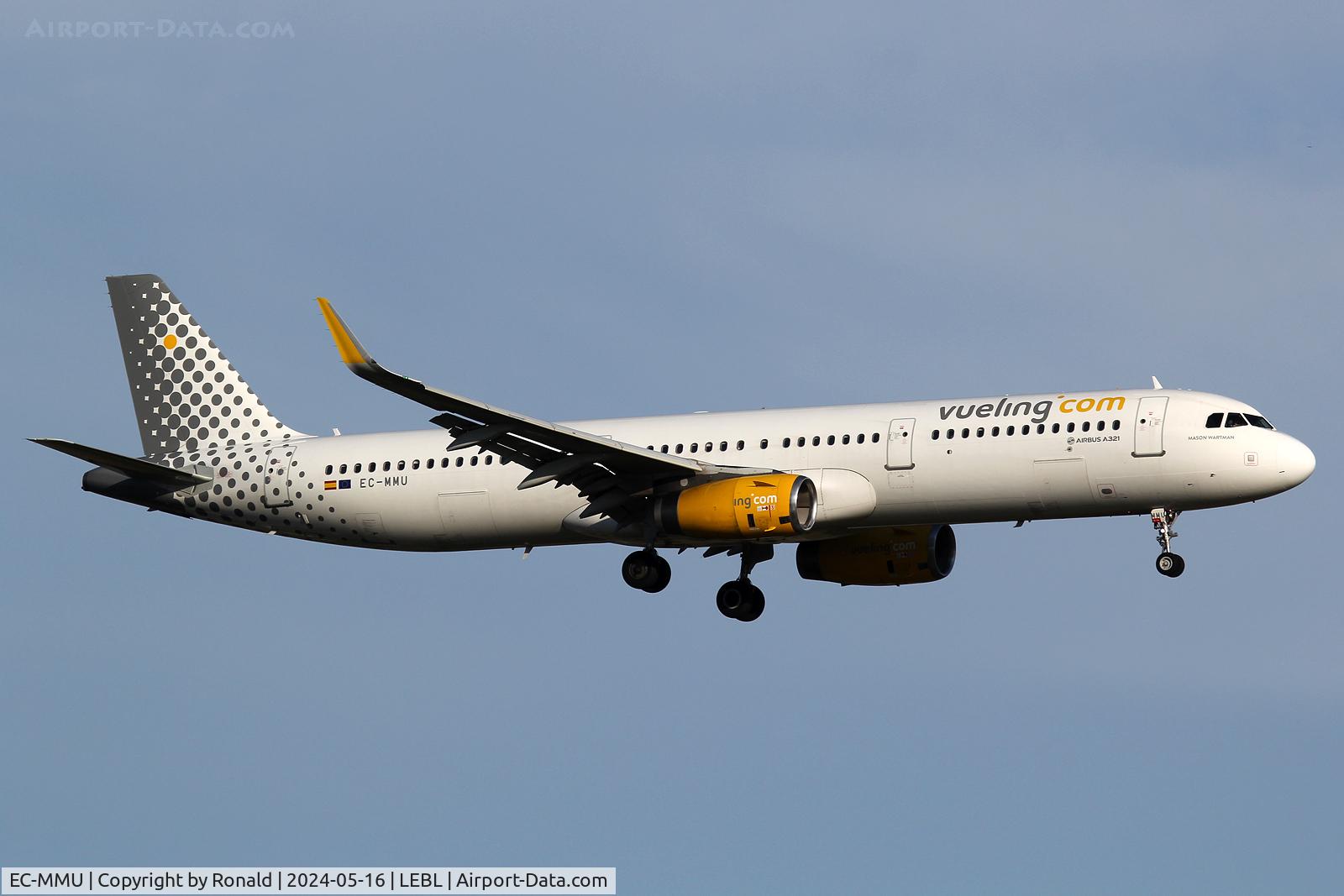 EC-MMU, 2016 Airbus A321-231 C/N 7218, at bcn