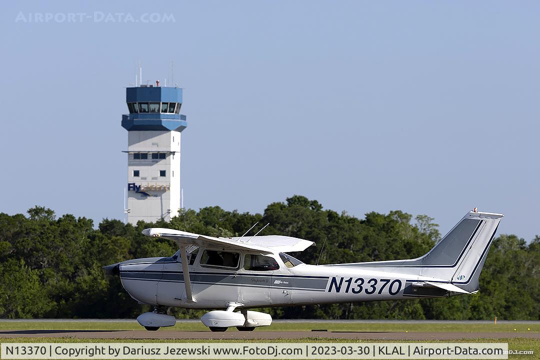 N13370, 1973 Cessna 172M C/N 17262707, Cessna 172M Skyhawk  C/N 17262707, N13370