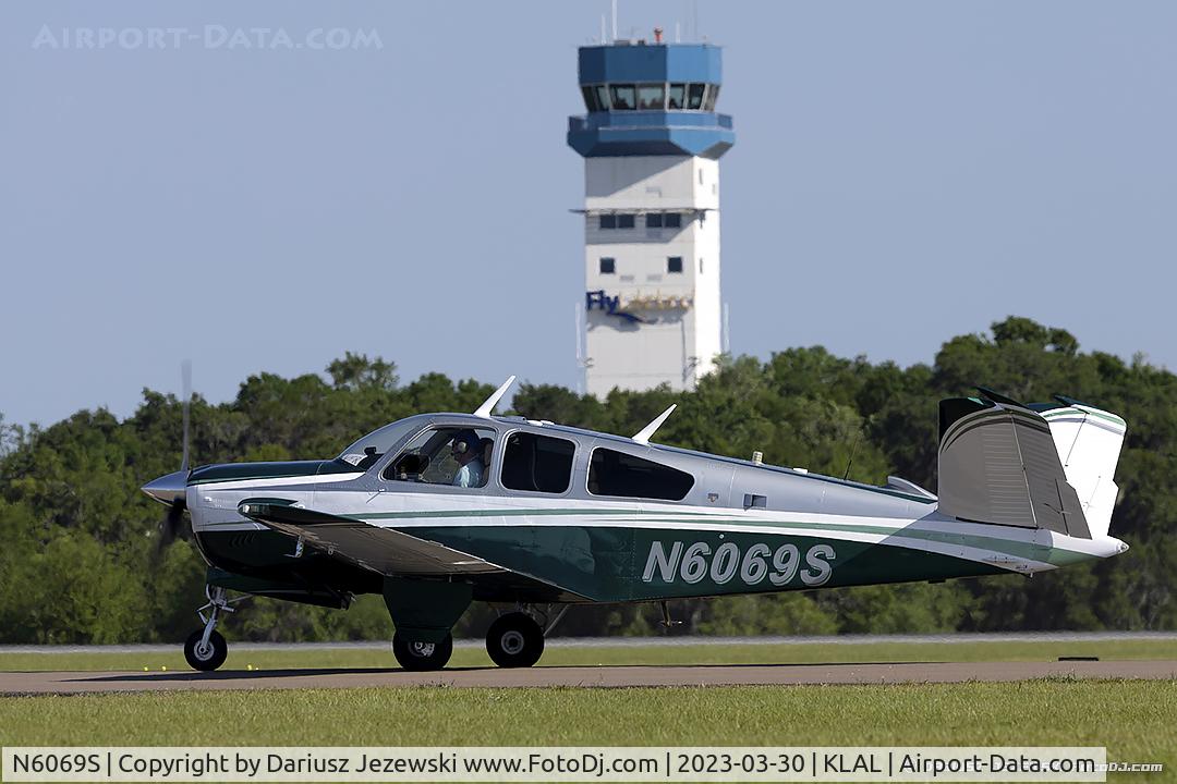 N6069S, 1975 Beech V35B Bonanza C/N D-9821, Beech V35B Bonanza  C/N D-9821, N6069S